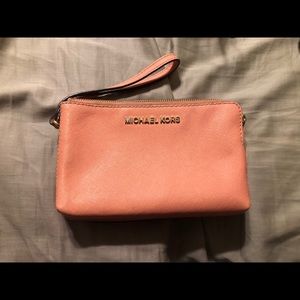 Micheal kors wristlet